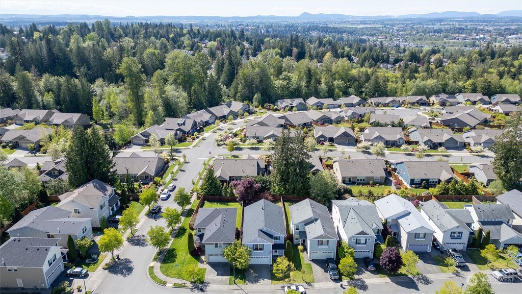 listing image 9368617885079229867