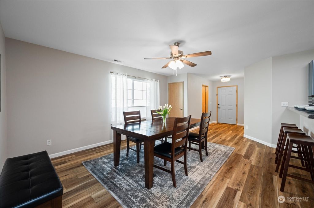 listing image 9360702113282075590