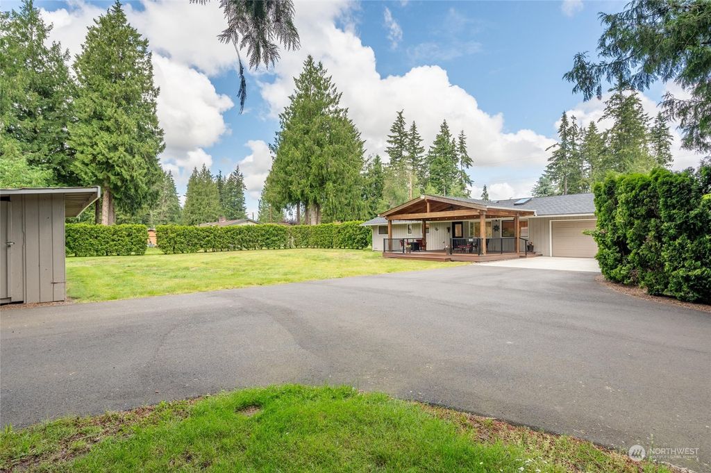 Photo of 4720 113th Street NE, Marysville, WA 98271 (MLS # 2254136)