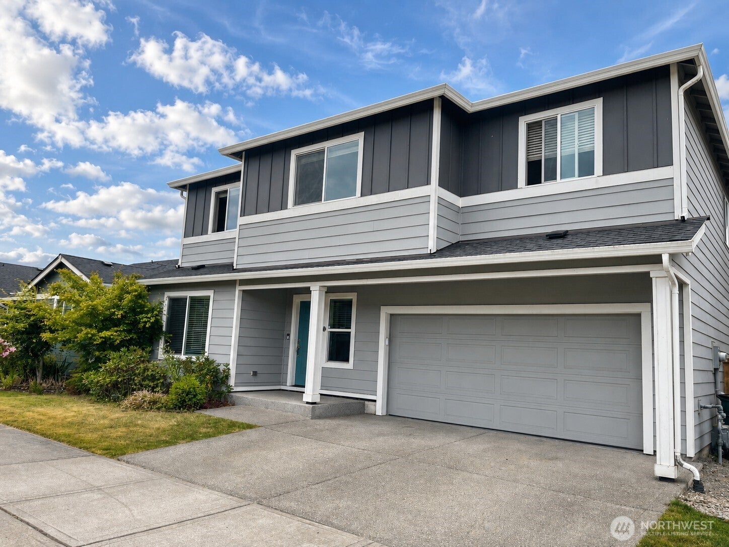 9135 Silverspot Drive SE