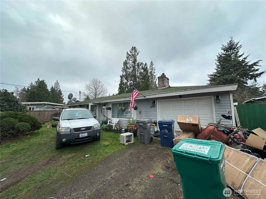 Photo of 30647 2nd Avenue S, Federal Way, WA 98003 (MLS # 2344898)