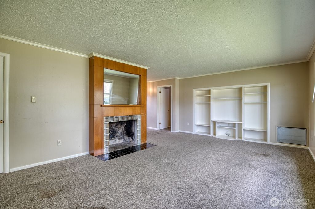 Photo of 156 Emerson Avenue, Hoquiam, WA 98550 (MLS # 2514507)
