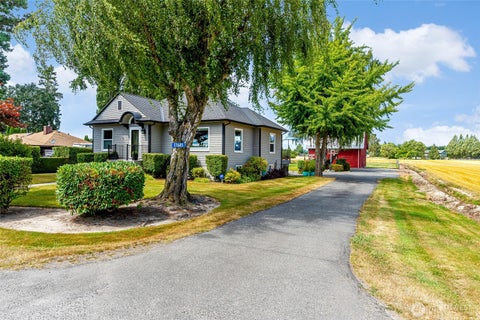 Photo of 17645 Mclean Road, Mount Vernon, WA 98273 (MLS # 2590308)