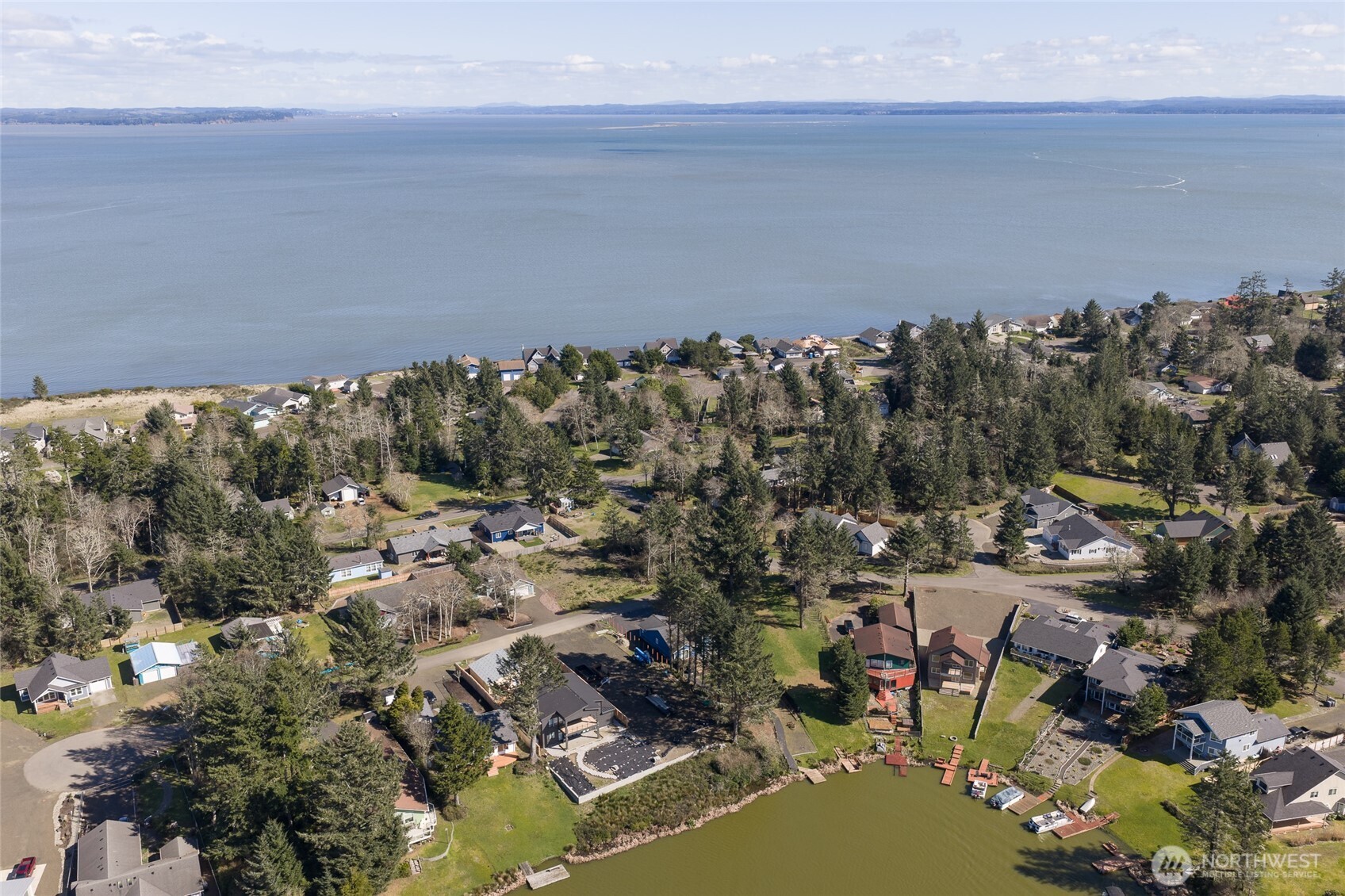 298 Glacier Court SE