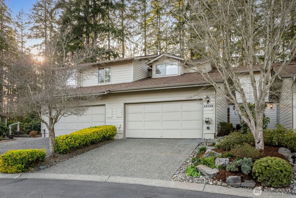 Photo of 16168 SE 33rd Circle #1502, Bellevue, WA 98008 (MLS # 2354659)