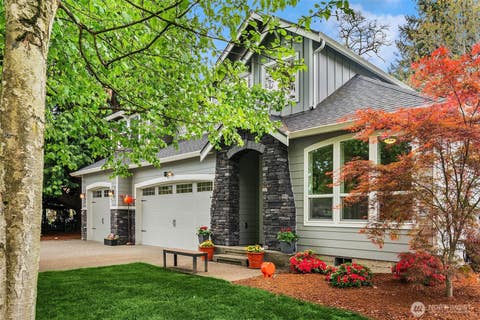 Photo of 13041 56th Avenue S, Tukwila, WA 98178 (MLS # 2554803)