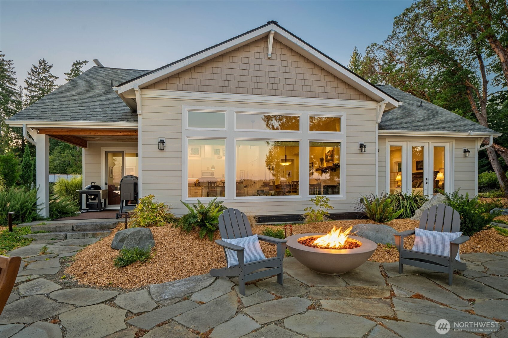 211 E Vineyard Crest Road