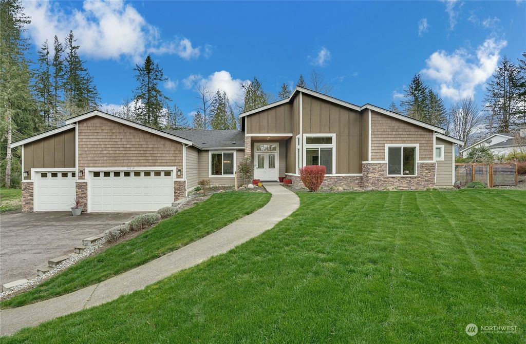 Photo of 16518 252nd Avenue SE, Issaquah, WA 98027 (MLS # 2052770)