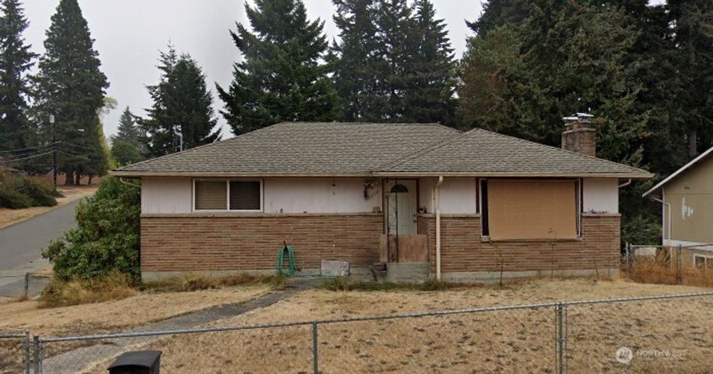 Photo of 16604 32nd Avenue S, SeaTac, WA 98188 (MLS # 2357013)