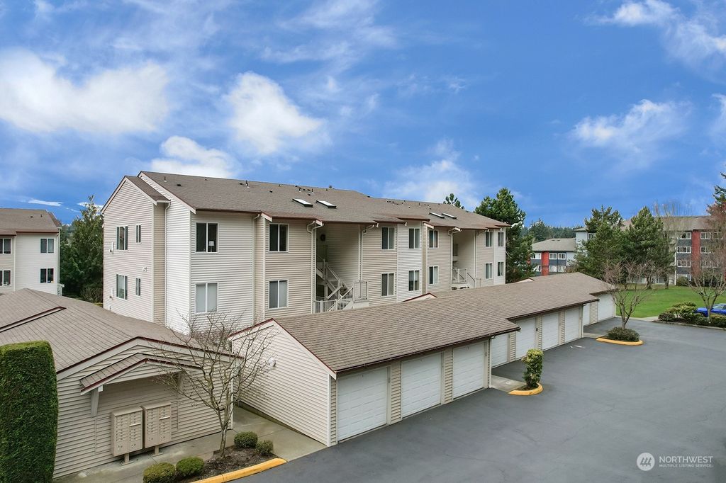 Photo of 23007 Lakeview Drive #A301, Mountlake Terrace, WA 98043 (MLS # 2207319)