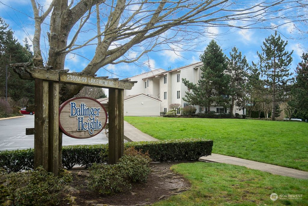 Photo of 23007 Lakeview Drive #A301, Mountlake Terrace, WA 98043 (MLS # 2207319)