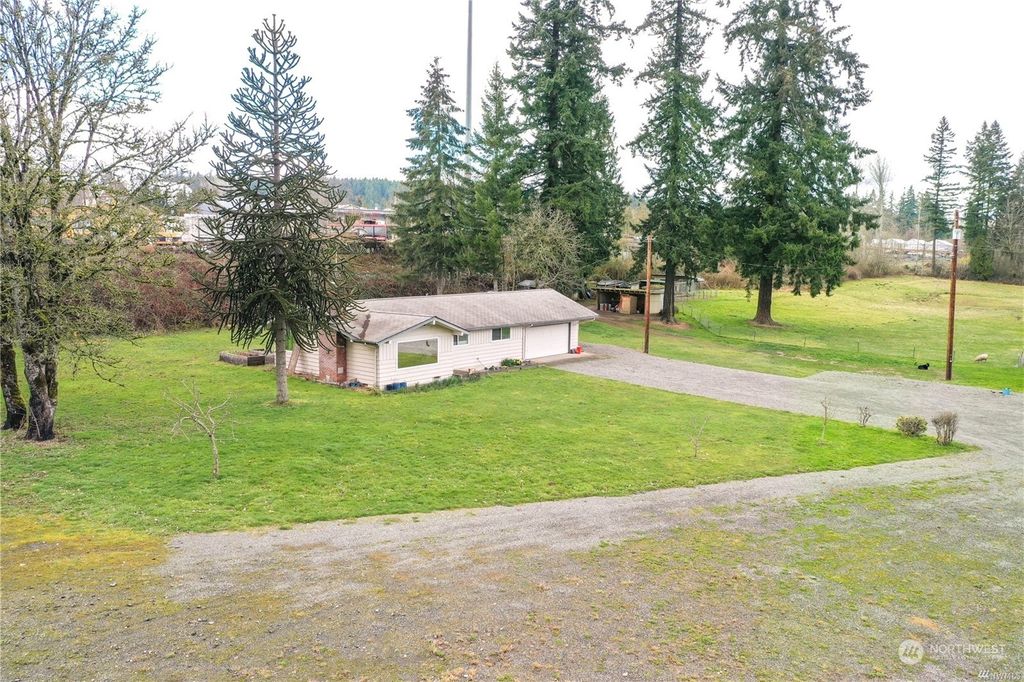 Photo of 9509 204th Street SE, Snohomish, WA 98296 (MLS # 2049014)