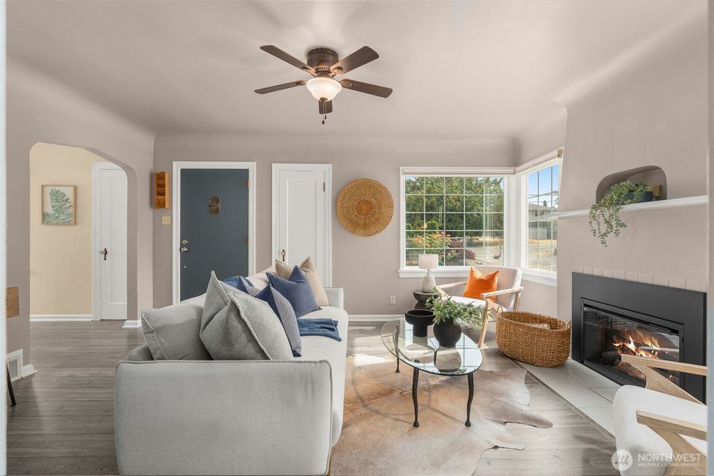 Photo of 2820 S 152nd ST St, SeaTac, WA 98188 (MLS # 2415069)