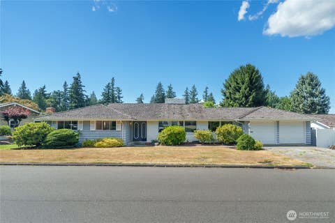 Photo of 4826 Glenhaven Drive, Everett, WA 98203 (MLS # 2561908)