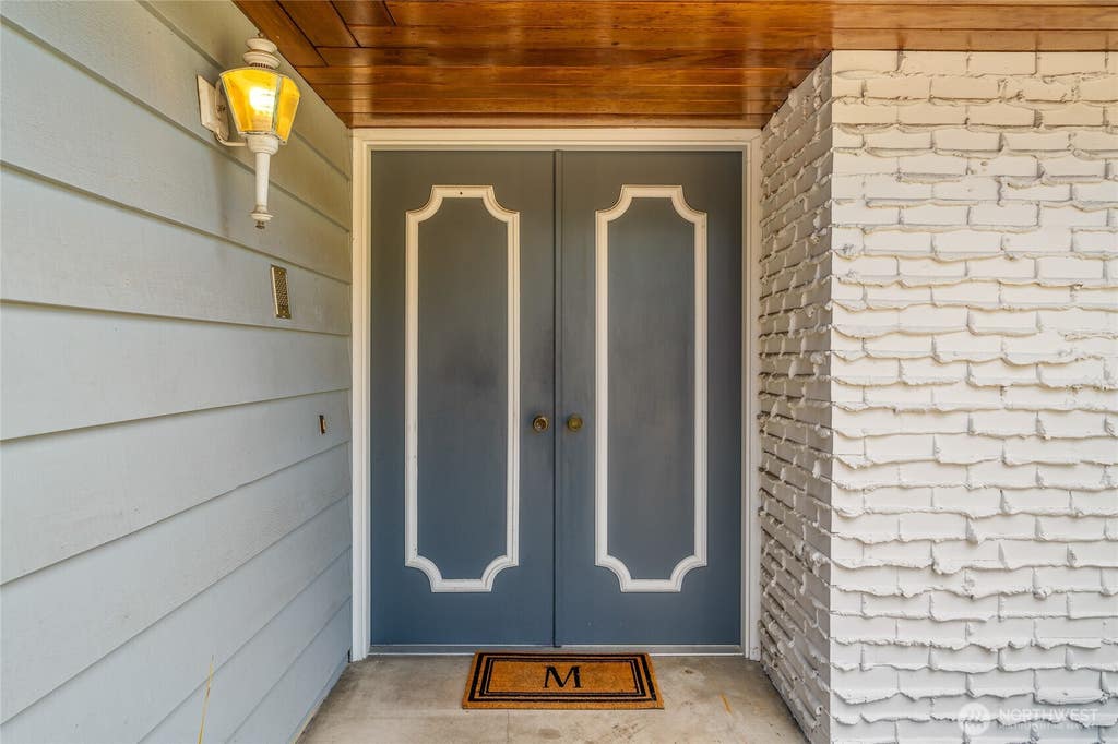 Photo of 4826 Glenhaven Drive, Everett, WA 98203 (MLS # 2561908)