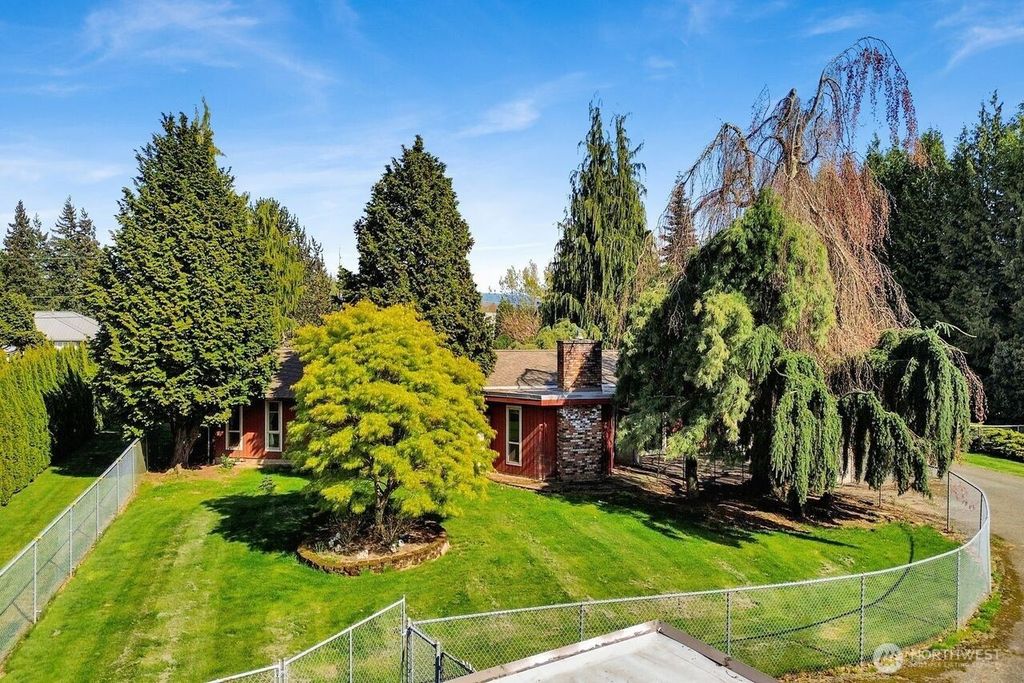 Photo of 5405 Bel West Drive, Bellingham, WA 98226 (MLS # 2514387)