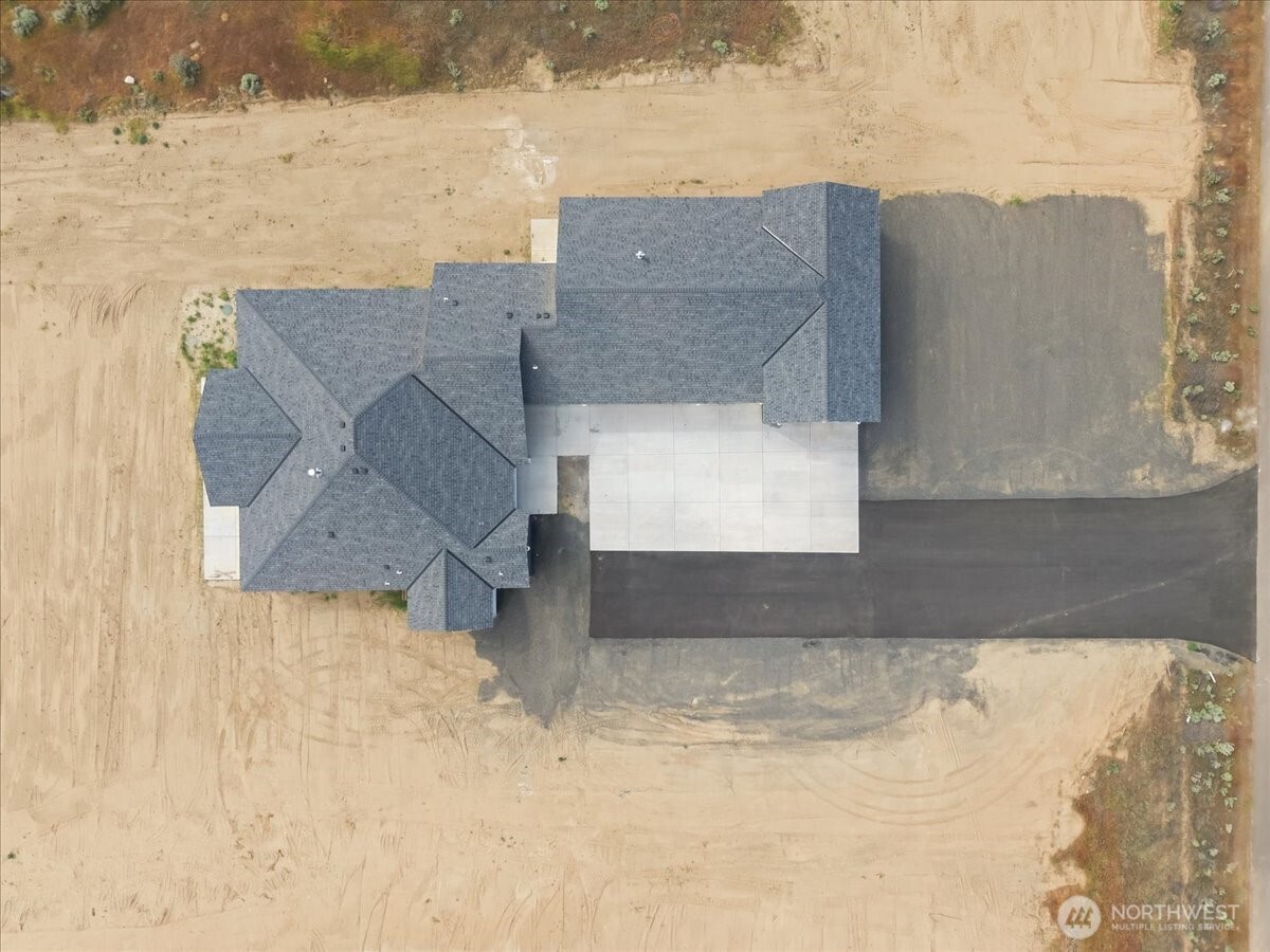 Kennewick, Washington, 99338, United States, 4 Bedrooms Bedrooms, ,3 BathroomsBathrooms,Residential,Active,1996297