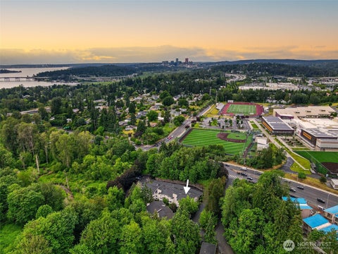 Photo of 4515 125th Avenue SE #B306, Bellevue, WA 98006 (MLS # 2511420)