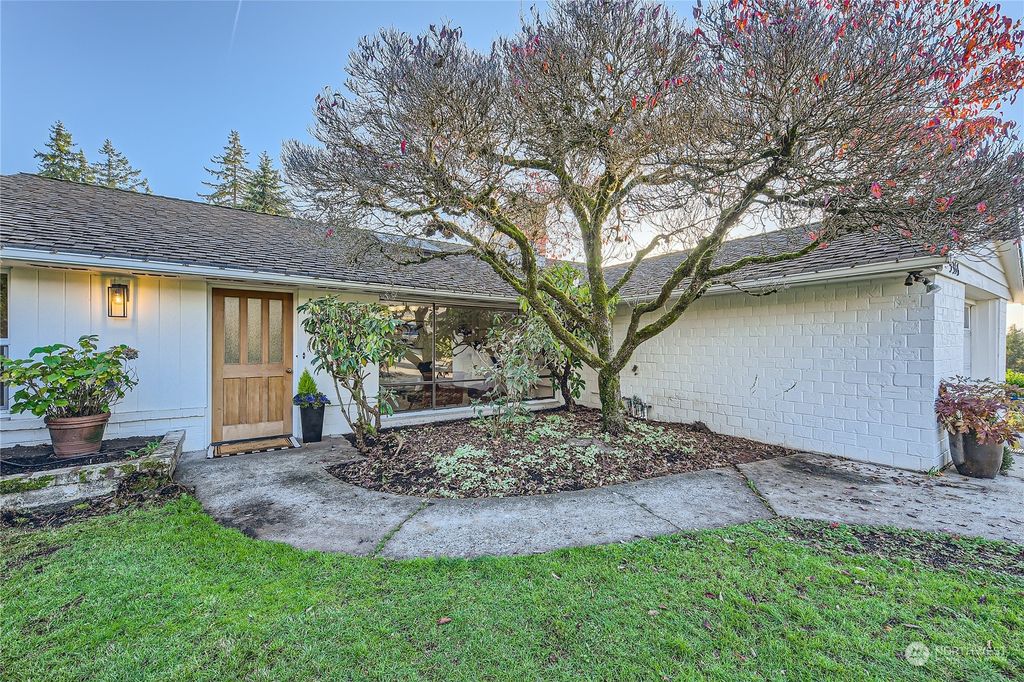 Photo of 9355 Sunset Way Way, Bellevue, WA 98004 (MLS # 2179219)