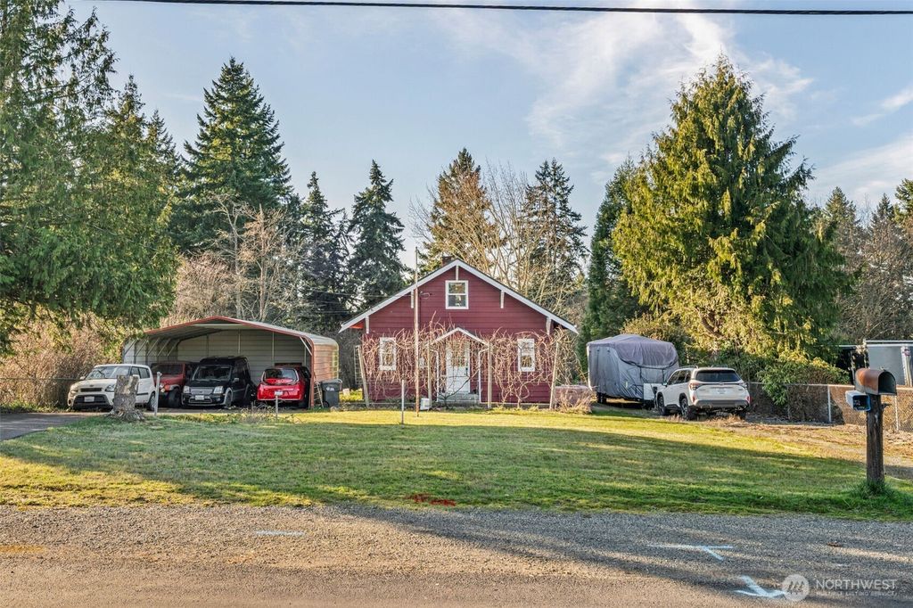 Photo of 6222 36th Avenue E, Tacoma, WA 98443 (MLS # 2470492)