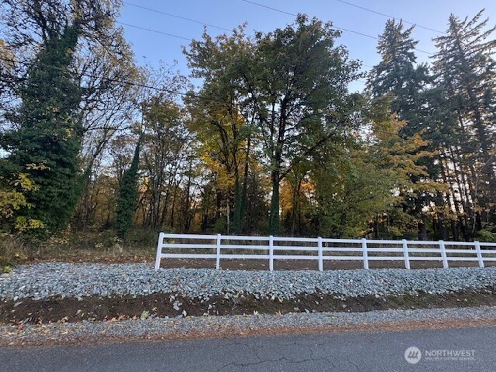 Photo of 5215 S 368th Street #G/M, Auburn, WA 98001 (MLS # 2454219)