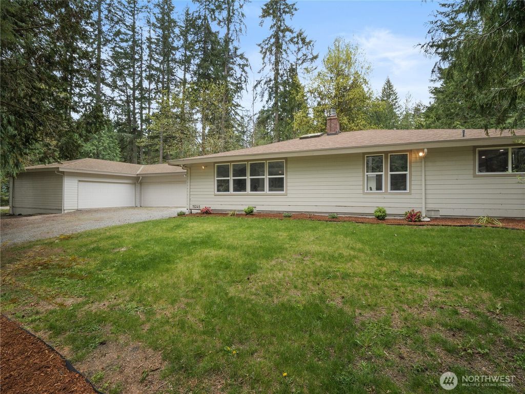 Photo of 15245 260th Avenue SE, Issaquah, WA 98027 (MLS # 2505165)