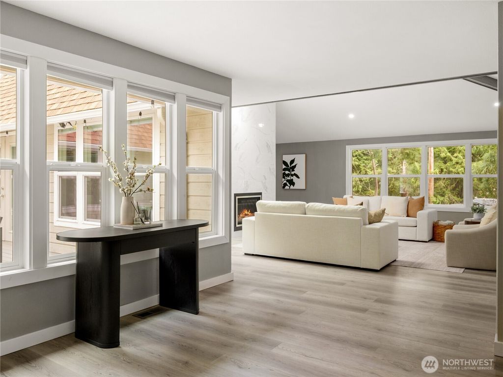 Photo of 15245 260th Avenue SE, Issaquah, WA 98027 (MLS # 2505165)