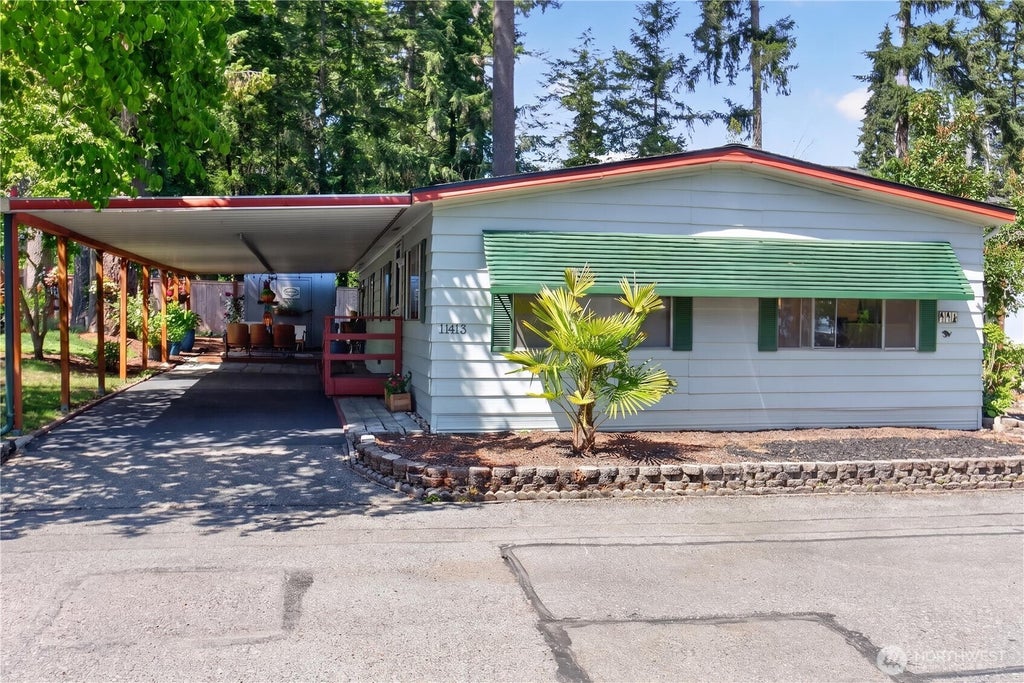 Photo of 11413 124th Street Ct E #114, Puyallup, WA 98374 (MLS # 2545167)