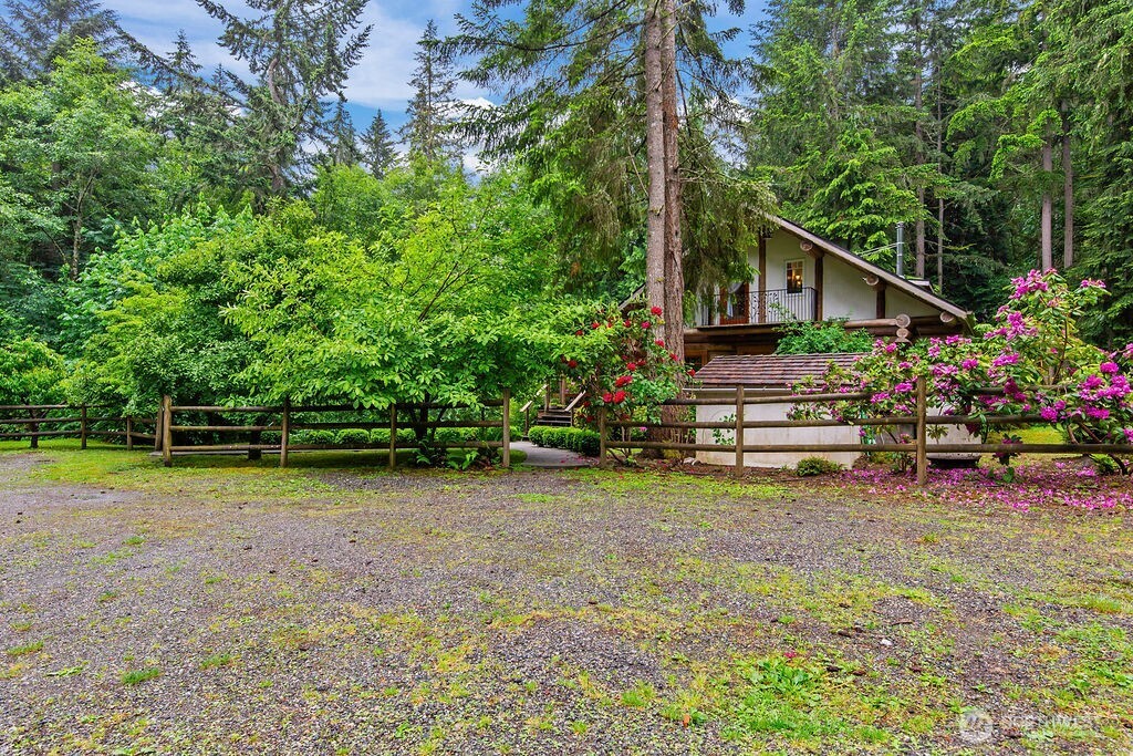 28505 137th Avenue SW