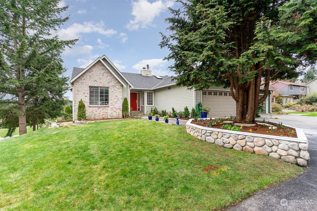 Photo of 13339 NE 147th Place, Woodinville, WA 98072 (MLS # 2040933)