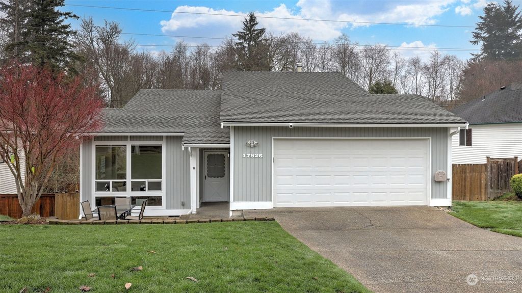Photo of 17926 158th Place SE, Renton, WA 98058 (MLS # 2319221)