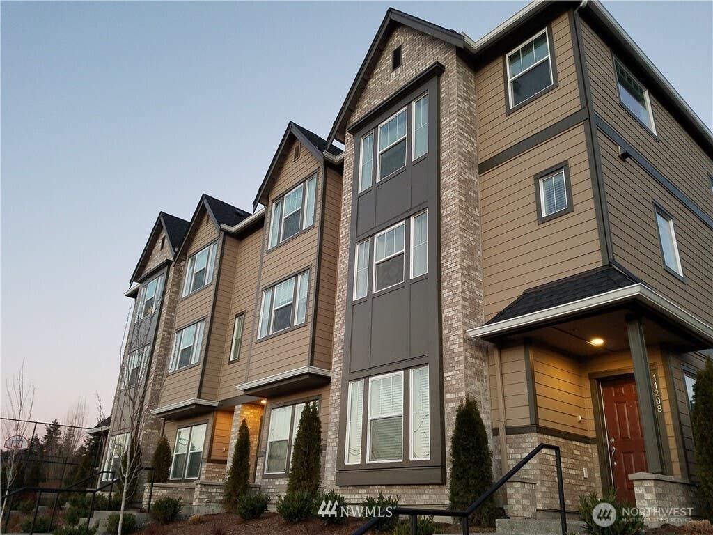 Photo of 11208 19TH Drive SE, Everett, WA 98208 (MLS # 2548631)