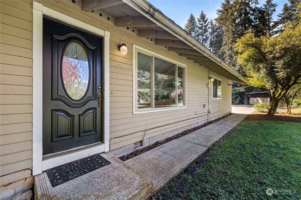 Photo of 23246 164th Avenue SE, Kent, WA 98042 (MLS # 2225222)