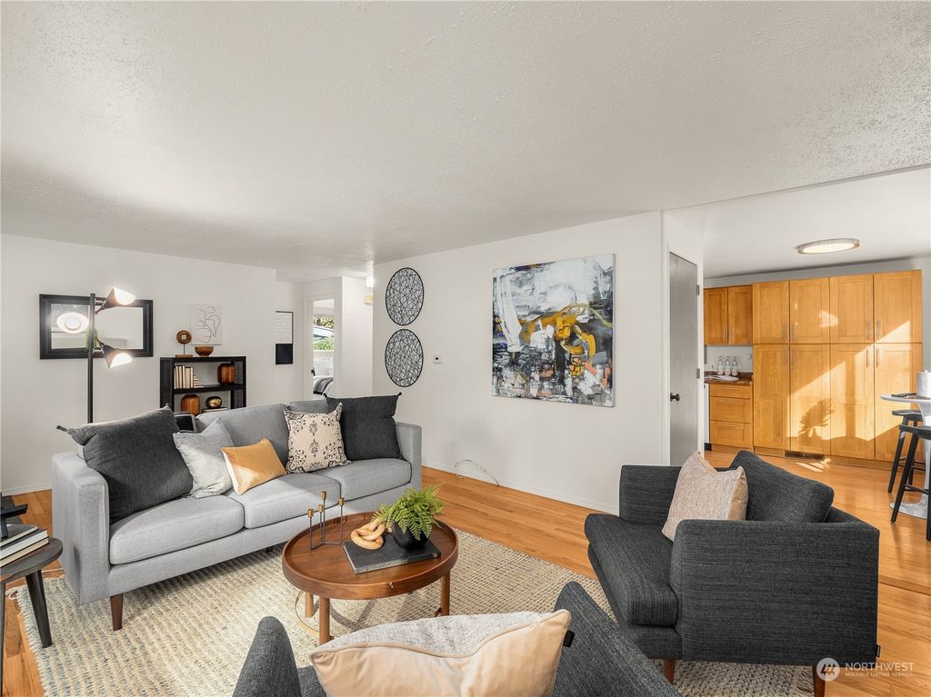 Photo of 7712 18th Avenue SW, Seattle, WA 98106 (MLS # 2043401)