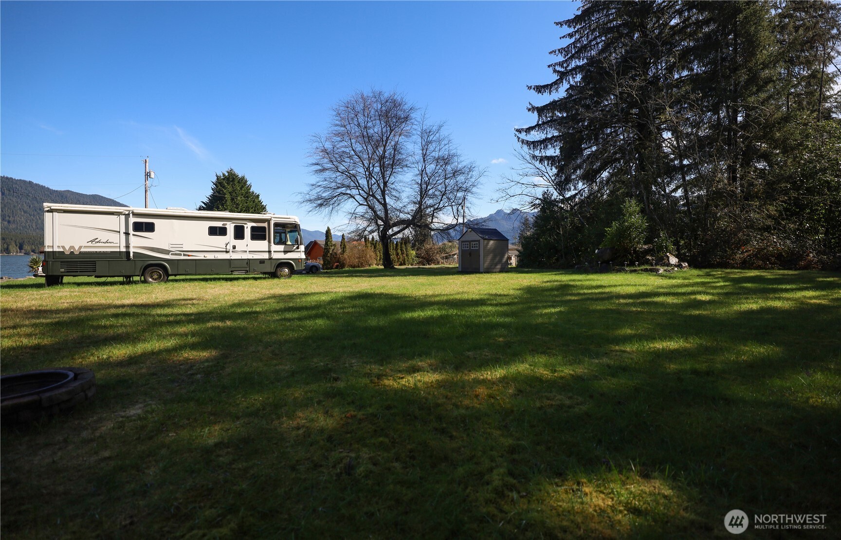 63 Lake Drive N