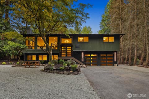 Photo of 22905 35th Avenue SE, Bothell, WA 98021 (MLS # 2572724)