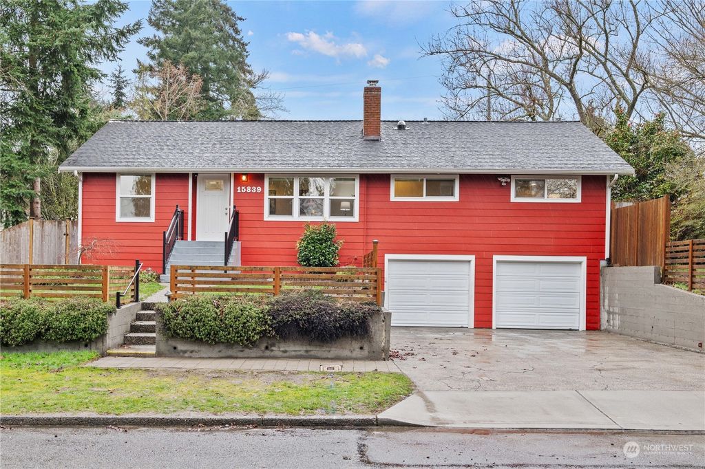 Photo of 15839 6th Avenue NE, Shoreline, WA 98155 (MLS # 2204238)
