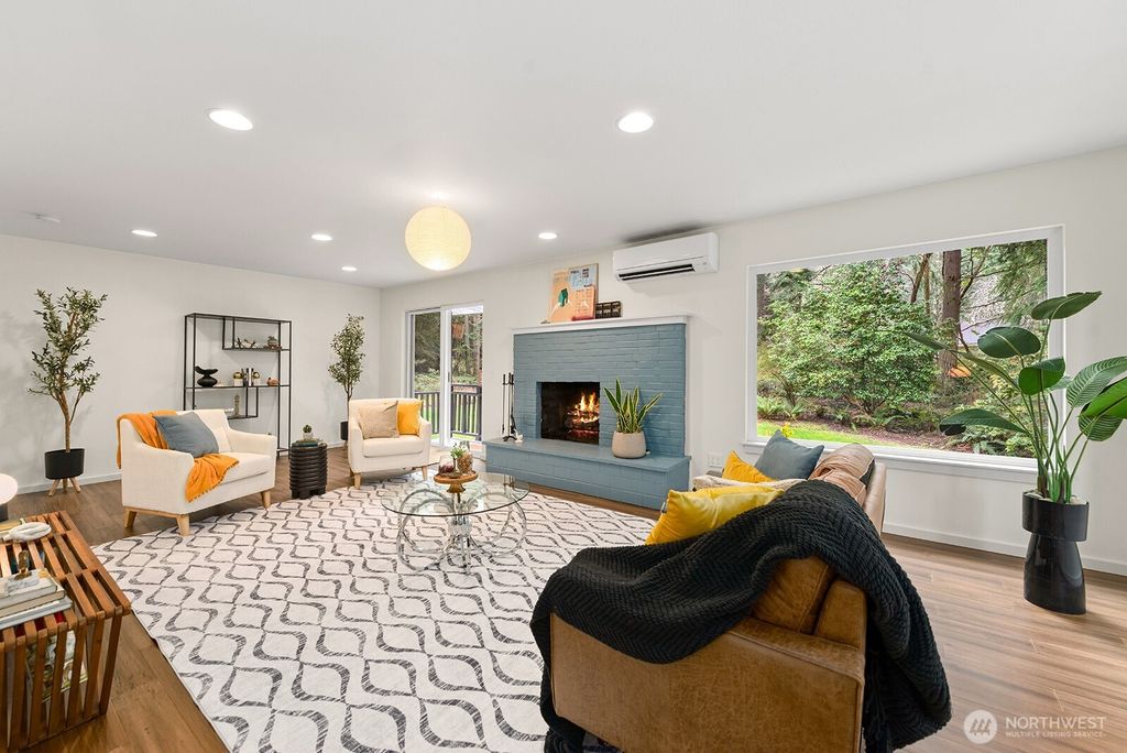 Photo of 15019 119th Avenue SW, Vashon, WA 98070 (MLS # 2489971)