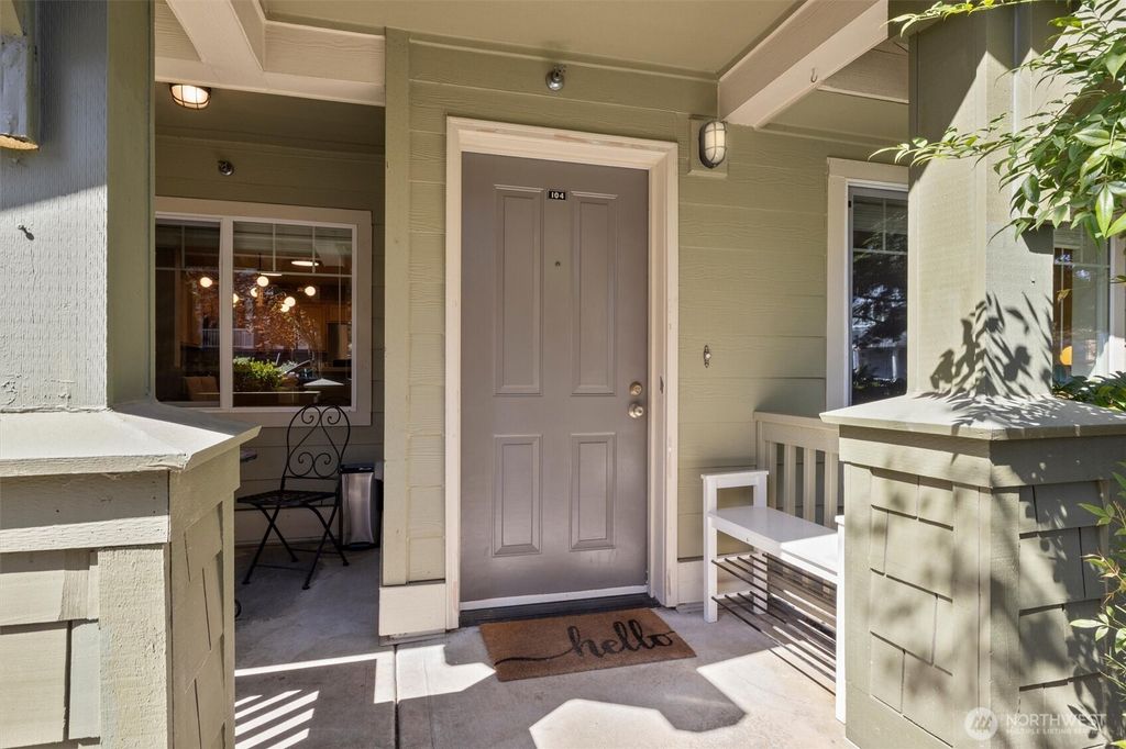 Photo of 1981 24th Avenue NE #104, Issaquah, WA 98029 (MLS # 2473191)