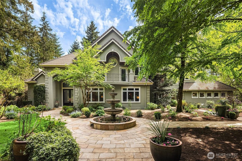 Photo of 26345 NE 34th Street, Redmond, WA 98053 (MLS # 2517301)