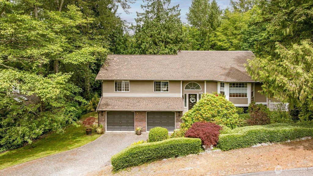 Photo of 2415 E Cedar Hills Drive, Mount Vernon, WA 98274 (MLS # 2533714)
