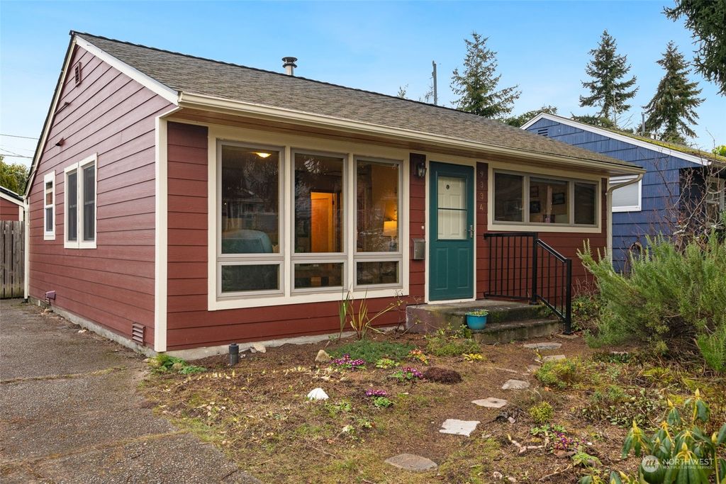 Photo of 9334 32nd Avenue SW, Seattle, WA 98126 (MLS # 2326525)