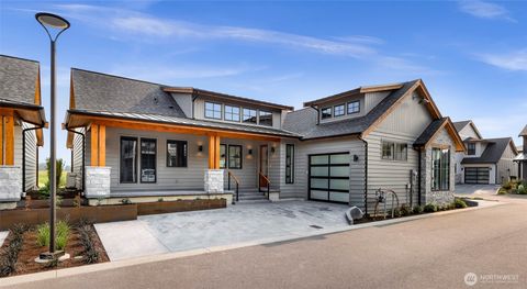Photo of 231 Skipping Stone Loop, Lynden, WA 98264 (MLS # 2428814)
