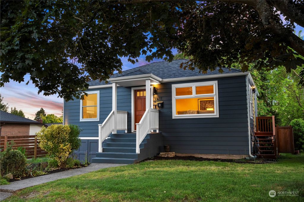 Photo of 3617 SW Trenton Street, Seattle, WA 98126 (MLS # 2237284)