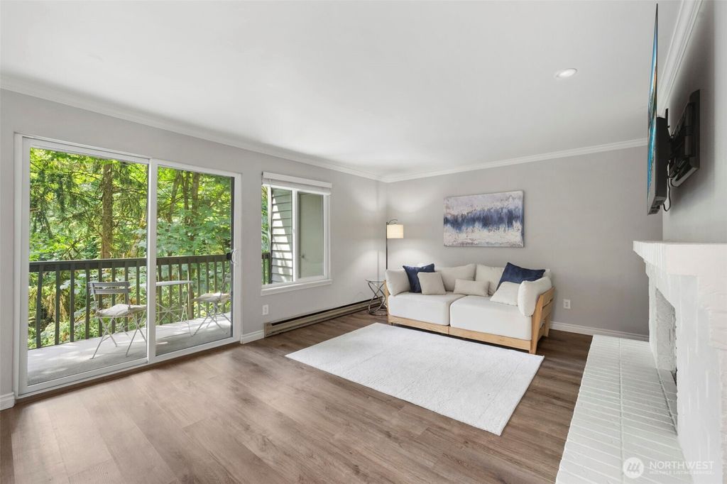 Photo of 12703 NE 129th Court #H202, Kirkland, WA 98034 (MLS # 2413841)