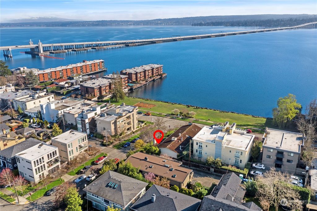 Photo of 4209 E Lynn Street #1, Seattle, WA 98112 (MLS # 2318595)