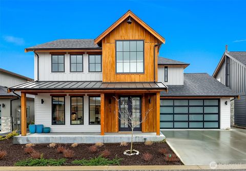 Photo of 208 Pebblebrook Drive, Lynden, WA 98264 (MLS # 2451468)