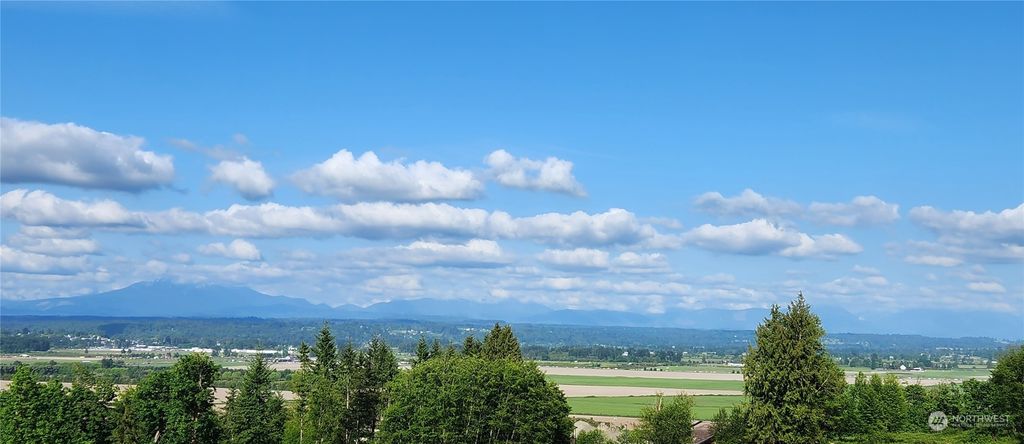 Photo of 12307 67th Avenue SE, Snohomish, WA 98296 (MLS # 2058477)