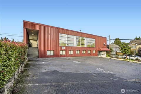 4220 Aurora Avenue N Seattle WA 98103