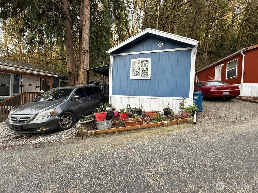 Photo of 16405 Maple Valley Highway #10, Renton, WA 98058 (MLS # 2496409)